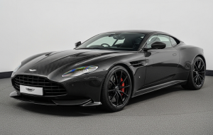 آستون مارتین ولور ۲۰۲۴ با بدنه فیبر کربن خالص، برای فروش گذاشته شد آستون مارتین ولور ۲۰۲۴ با بدنه فیبر کربن خالص، برای فروش گذاشته شد